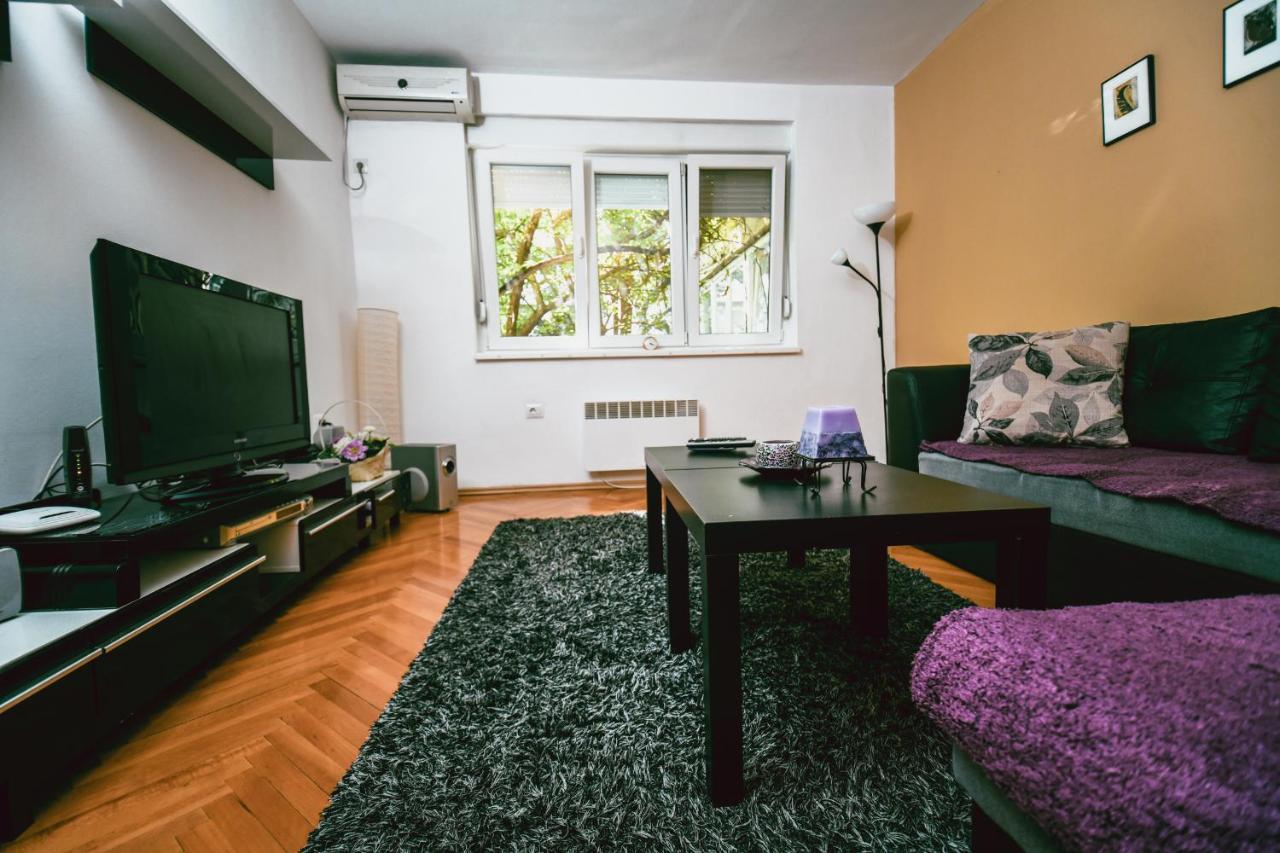 Square Vanilla Apartments Szkopje Kültér fotó
