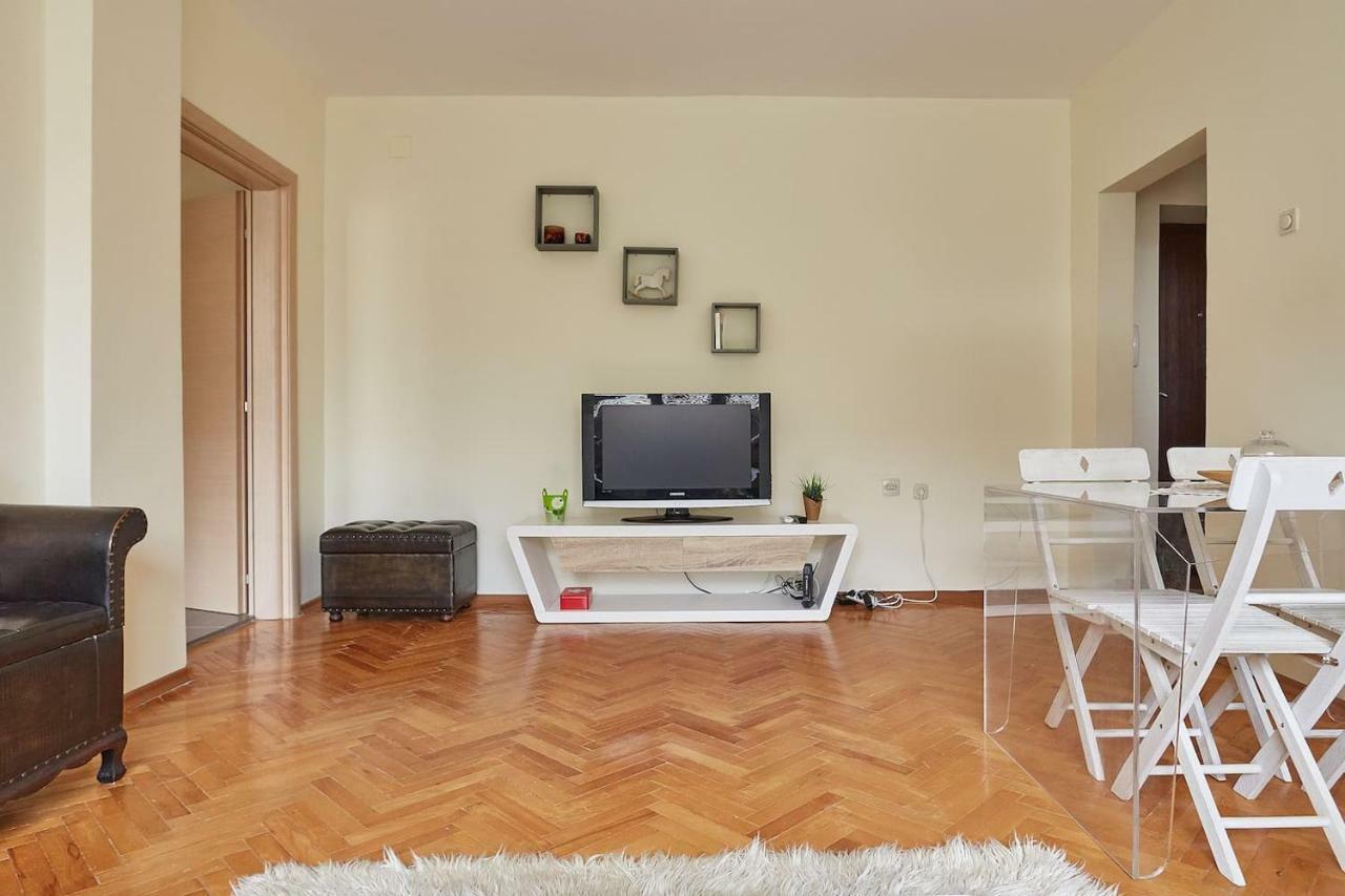 Square Vanilla Apartments Szkopje Kültér fotó